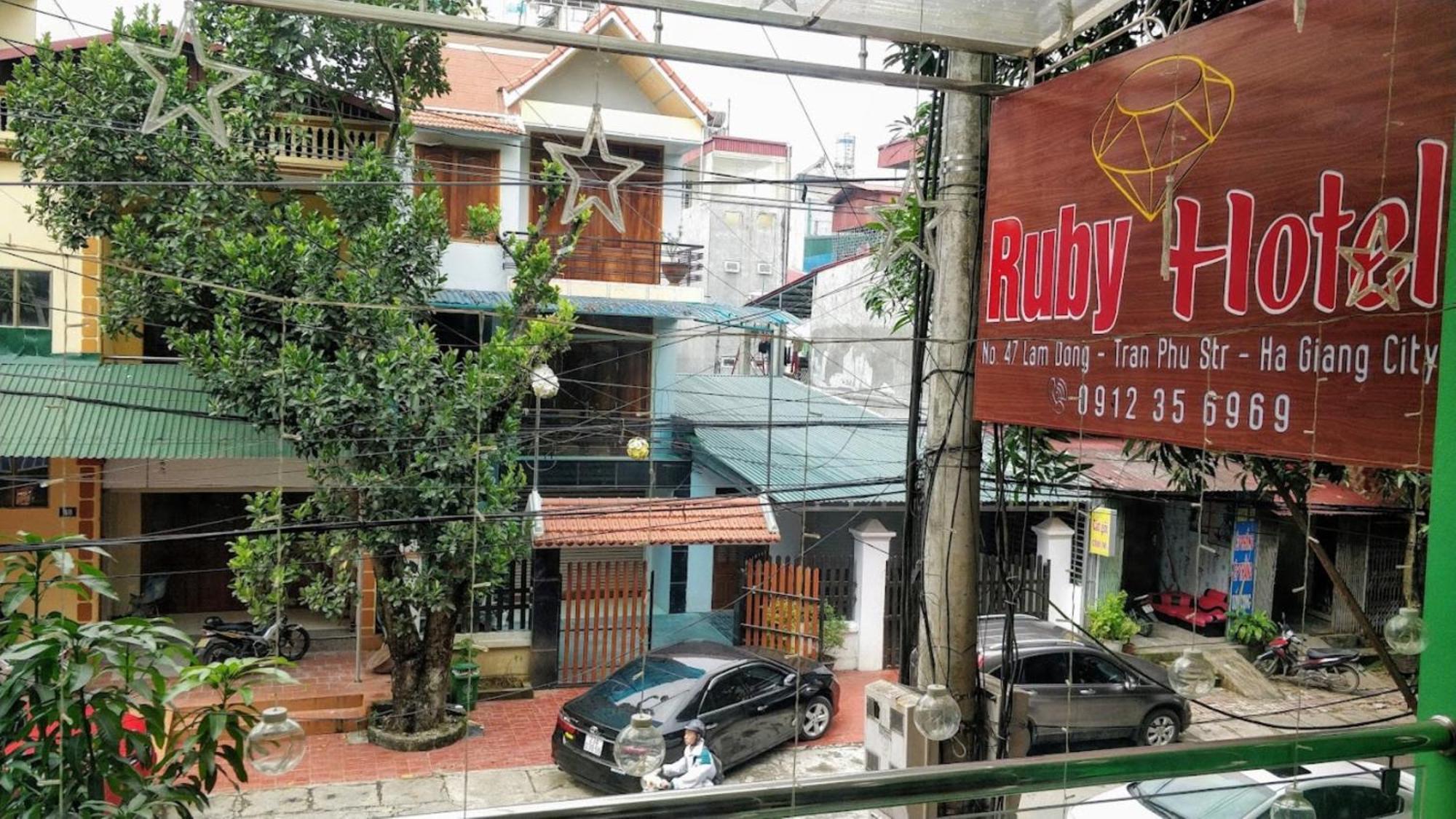 Ruby Hostel Hà Giang Eksteriør billede